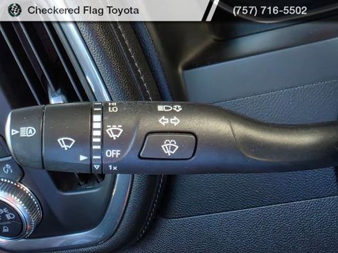 Used 2019 GMC Sierra 1500 SLT w/ SLT Premium Plus Package image 30