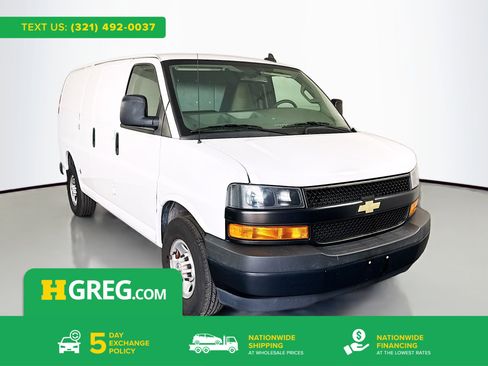 Used 2021 Chevrolet Express 2500 RWD image 1