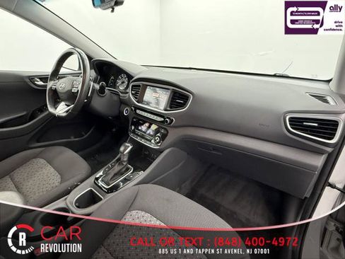 Used 2019 Hyundai Ioniq Plug-In Hybrid image 50