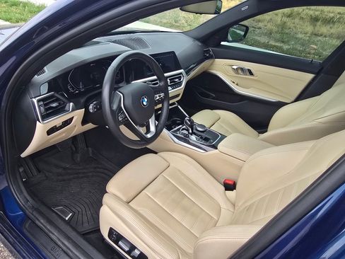 Used 2021 BMW 330e xDrive w/ Premium Package AWD/4WD image 26