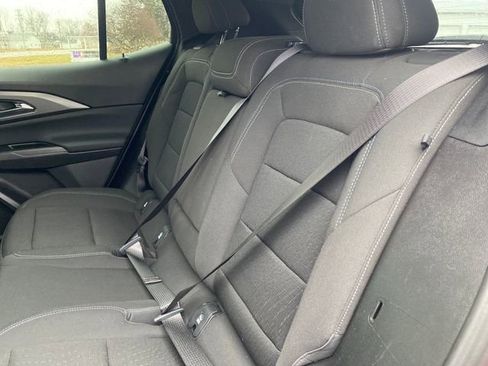 Used 2025 Chevrolet Equinox EV LT image 20