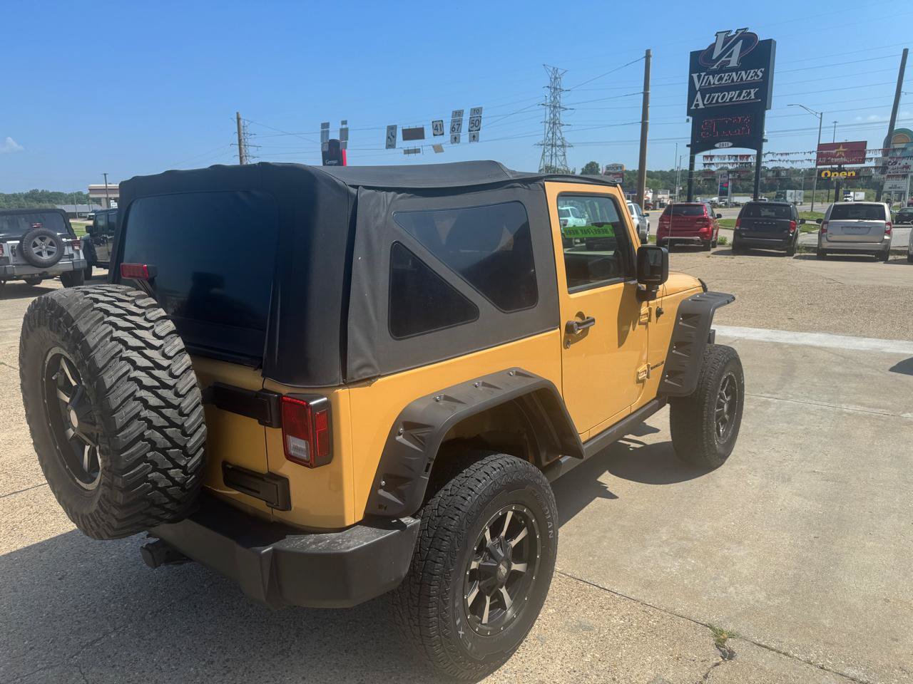 Used 2014 Jeep Wrangler Sport AWD/4WD image 6
