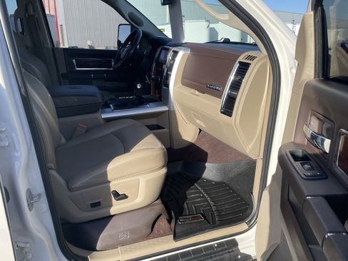 Used 2009 Dodge Ram 1500 Truck Laramie image 28