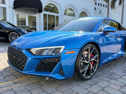 Used 2023 Audi R8 V10 performance RWD image 2