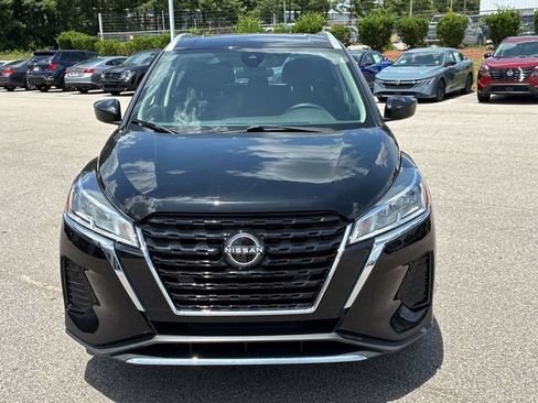 Used 2024 Nissan Kicks SV FWD image 8