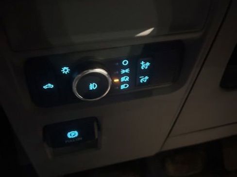 Used 2021 Ford F150 XL w/ Equipment Group 101A High image 16