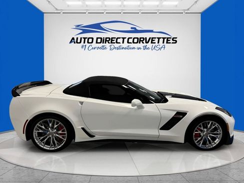 Used 2018 Chevrolet Corvette Z06 w/ Z07 Performance Package RWD image 10