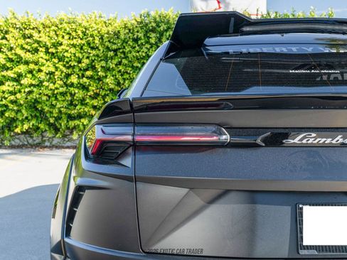 Used 2021 Lamborghini Urus image 74