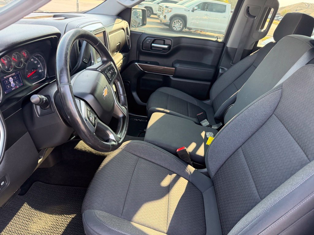 Used 2019 Chevrolet Silverado 1500 LT w/ All-Star Edition AWD/4WD image 26