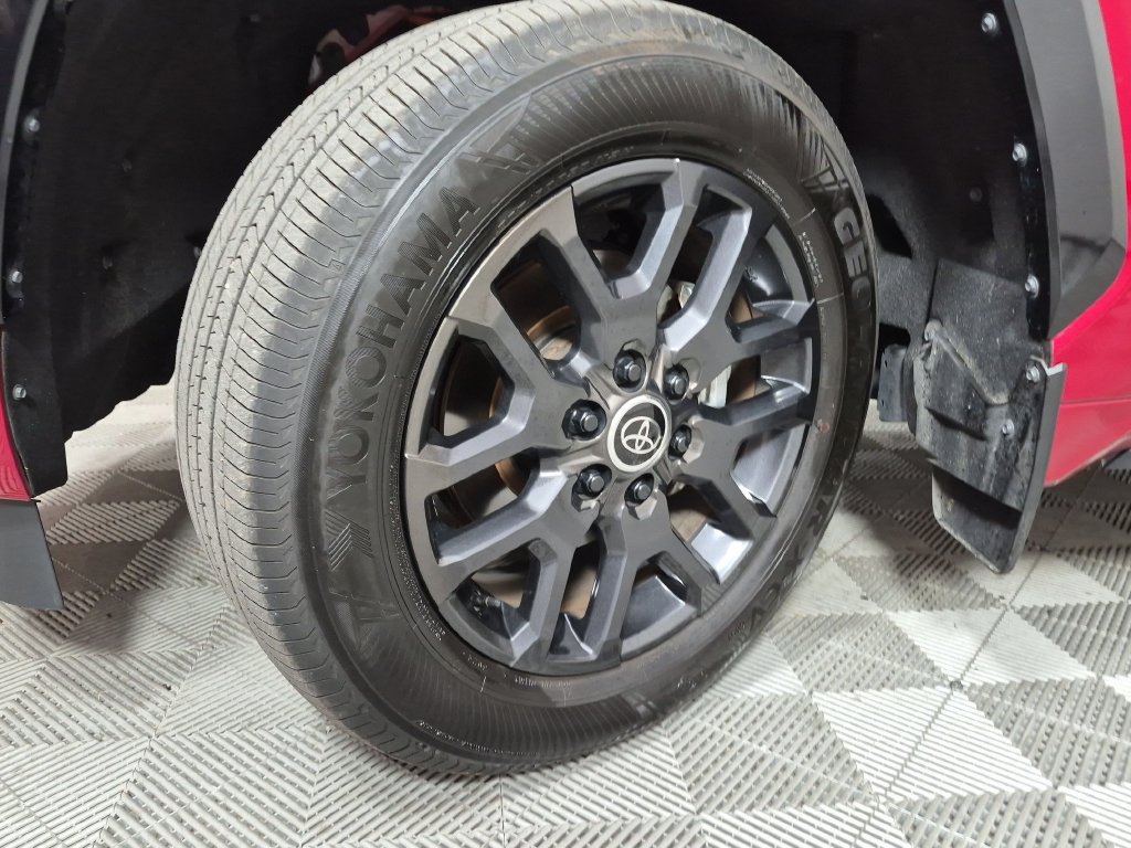 Used 2024 Toyota Sequoia Platinum RWD image 8