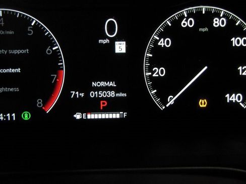 Certified 2024 Honda HR-V EX-L image 4