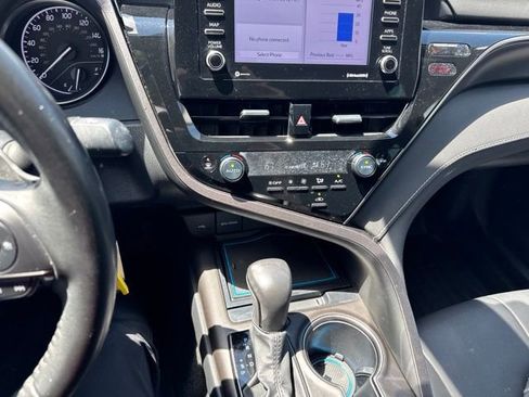 Used 2023 Toyota Camry SE FWD image 18