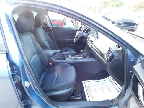 Used 2015 MAZDA MAZDA3 i Sport image 36