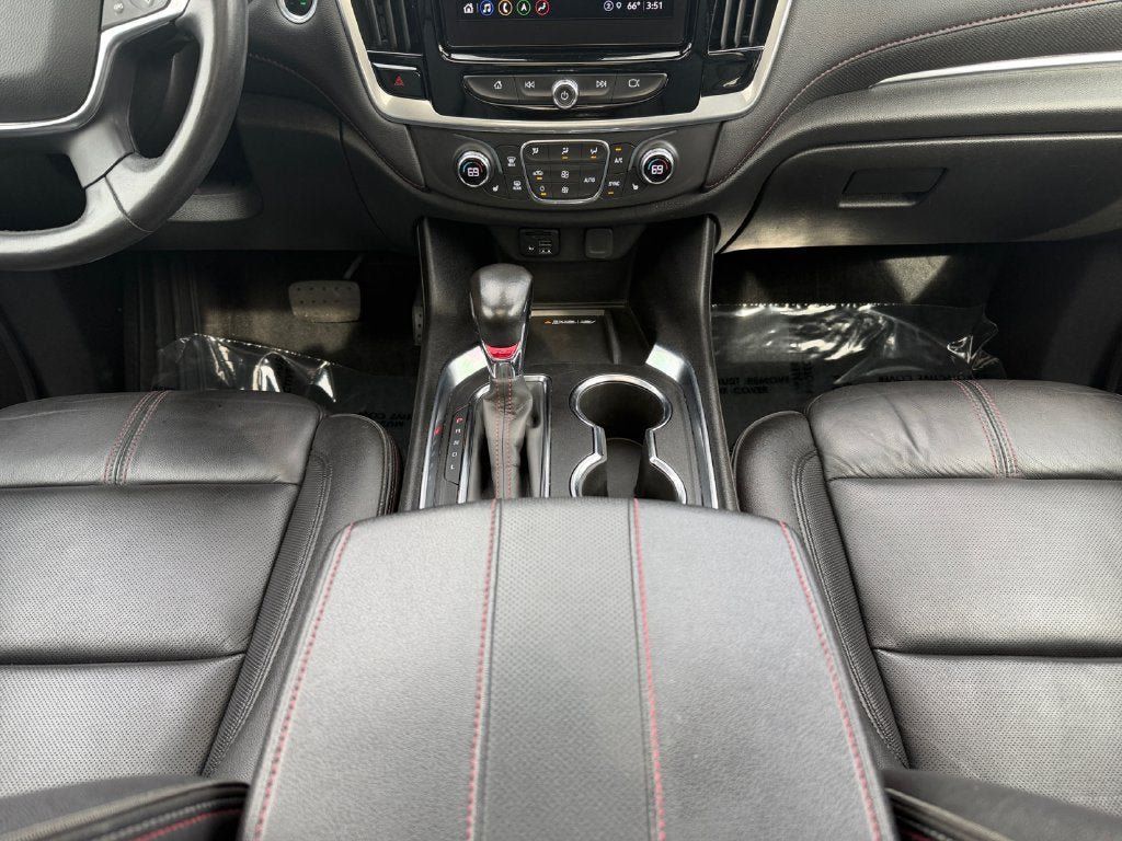 Used 2022 Chevrolet Traverse RS AWD/4WD image 13