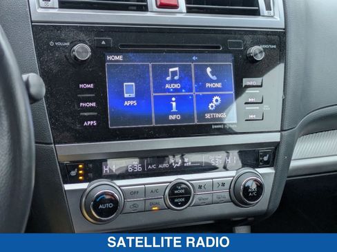 Used 2017 Subaru Legacy 2.5i Premium image 21