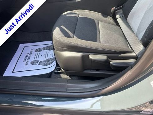 New 2026 Chevrolet Trax LS w/ LS Convenience Package FWD image 17