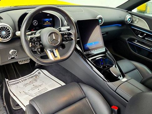Used 2023 Mercedes-Benz SL 43 AMG image 11