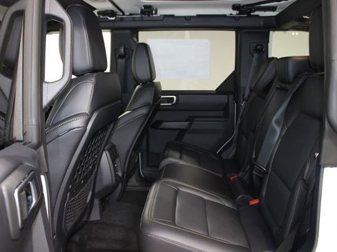 New 2026 Ford Bronco Badlands AWD/4WD image 23