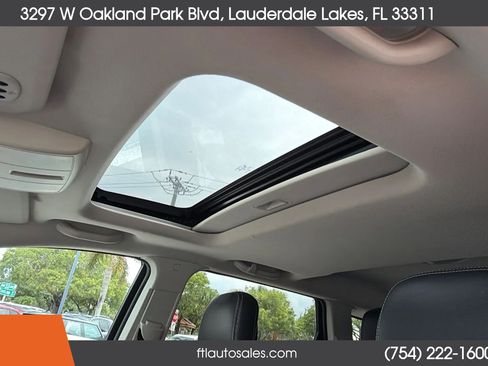 Used 2012 Dodge Journey Crew w/ Driver Convenience Group FWD image 12