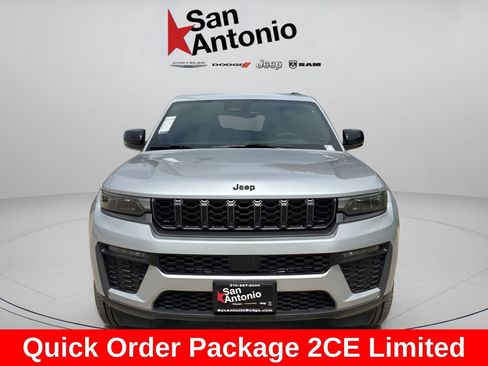 New 2026 Jeep Grand Cherokee Limited w/ Limited Altitude Package AWD/4WD image 3