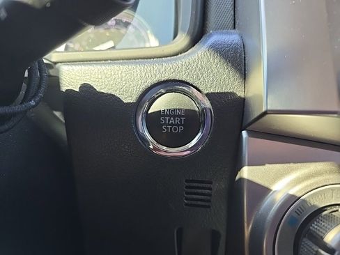 Used 2020 Toyota 4Runner Limited image 28