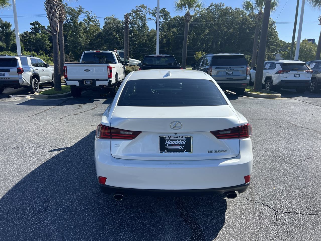 Used 2016 Lexus IS 200t RWD image 9