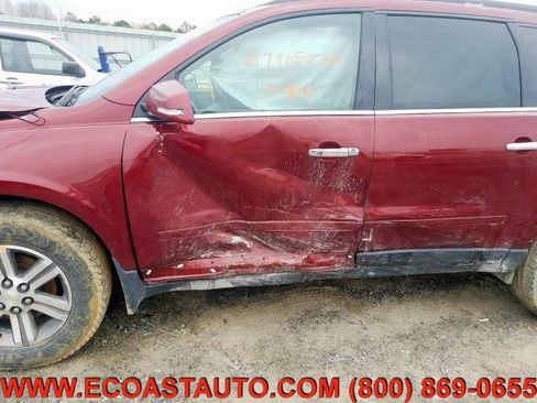 Used 2015 Chevrolet Traverse LT image 5