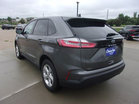 Used 2024 Ford Edge SE AWD/4WD image 7