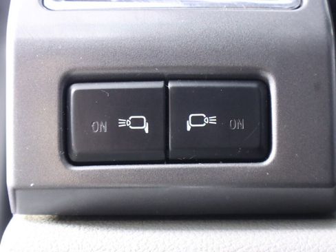 Used 2017 Ford F150 XLT w/ Trailer Tow Package image 10