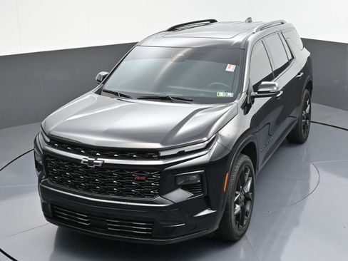 Used 2024 Chevrolet Traverse RS w/ LPO, Floor Liner Package image 54