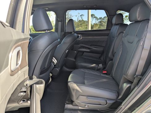New 2026 Kia Sorento SX Prestige AWD/4WD image 17