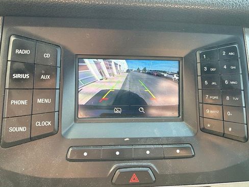 Used 2017 Ford Expedition XLT w/ Equipment Group 201A AWD/4WD image 17