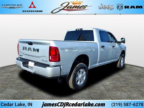 New 2026 RAM 2500 Big Horn AWD/4WD image 4