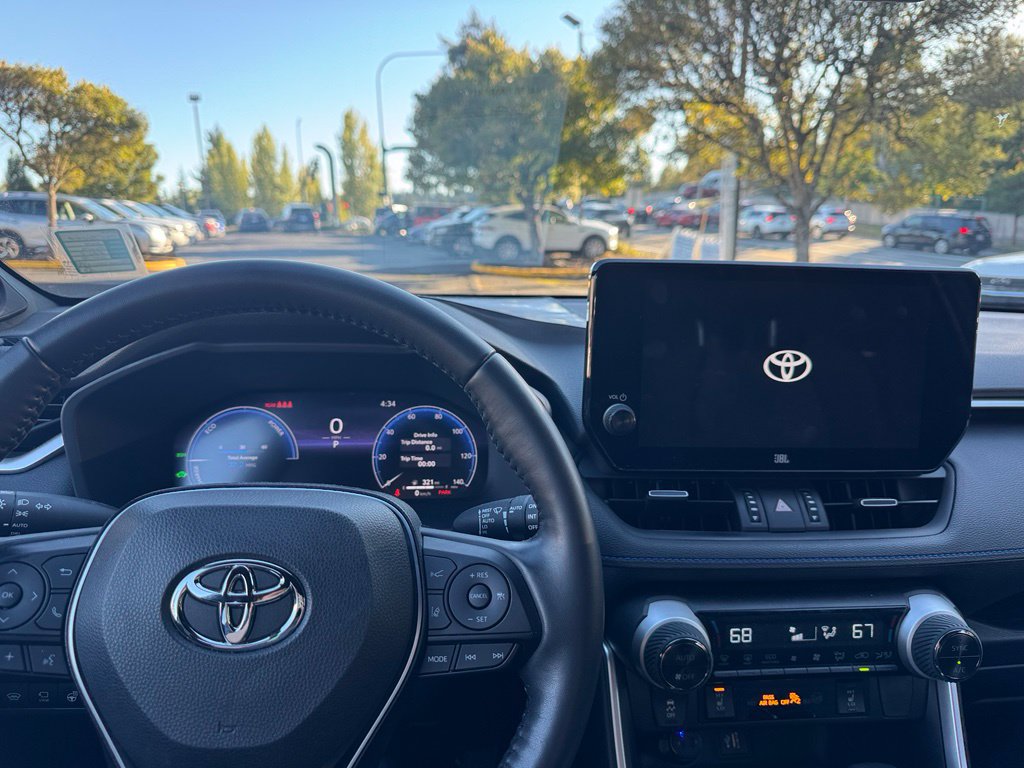 Used 2024 Toyota RAV4 XSE w/ Advanced Technology Package AWD/4WD image 11