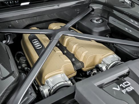 Used 2020 Audi R8 V10 performance image 40