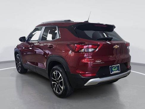 Certified 2024 Chevrolet TrailBlazer LT w/ LT Cold Weather Package FWD image 6