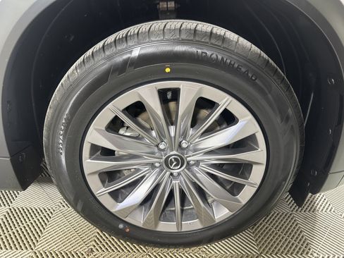 Certified 2024 MAZDA CX-90 3.3 Turbo w/ Preferred Plus AWD/4WD image 28
