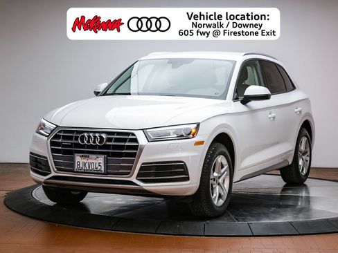 Used 2018 Audi Q5 Premium w/ Convenience Package AWD/4WD image 1