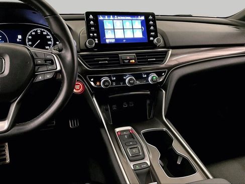 Used 2022 Honda Accord Sport image 6