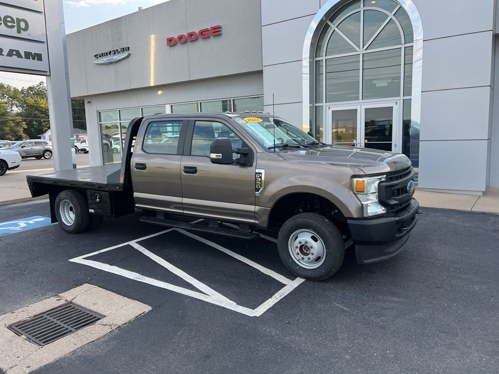 Used 2022 Ford F350 XL w/ Power Equipment Group AWD/4WD image 6