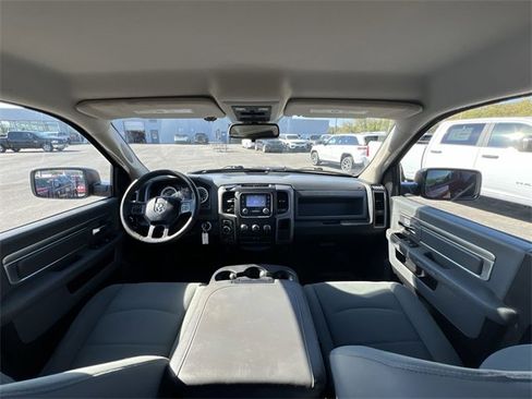 Used 2016 RAM 1500 Express image 14