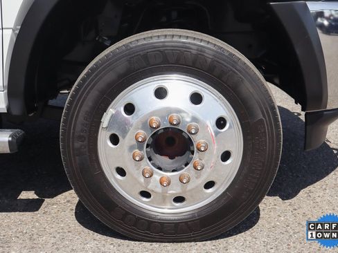 Used 2022 RAM 5500 Tradesman w/ Chrome Appearance Group image 39