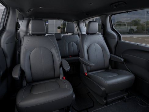 New 2026 Chrysler Voyager LX FWD image 15
