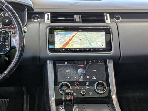 Used 2020 Land Rover Range Rover Sport SE image 14