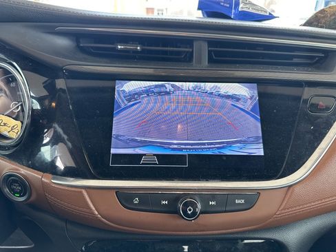 Used 2021 Buick Encore GX Essence w/ Experience Buick Package image 11