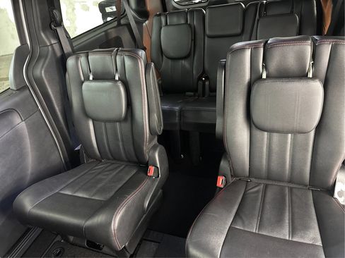 Used 2019 Dodge Grand Caravan GT FWD image 20