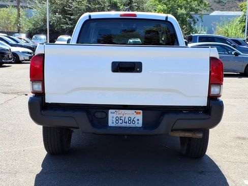 Used 2020 Toyota Tacoma SR RWD image 5