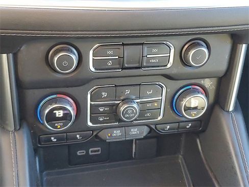 Used 2024 Chevrolet Tahoe LT image 22