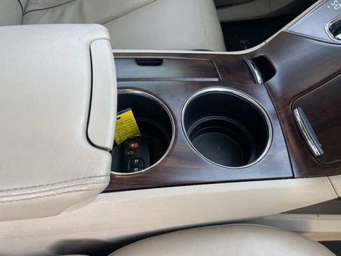 Used 2013 Toyota Venza XLE w/ XLE Premium Pkg image 28