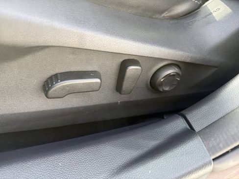 Used 2023 Subaru Outback Limited AWD/4WD image 14